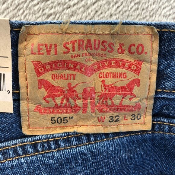 NWT Levi's Men's Jeans Suze 32x30 505 Regular Straight Leg Blue Denim Casual - Picture 3 of 16